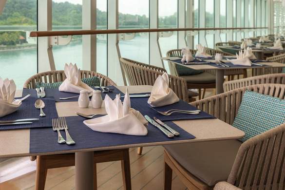Paul Gauguin Cruises MS Paul Gauguin Le Grill Restaurant 3 ©Paul Gauguin Cruises.jpg